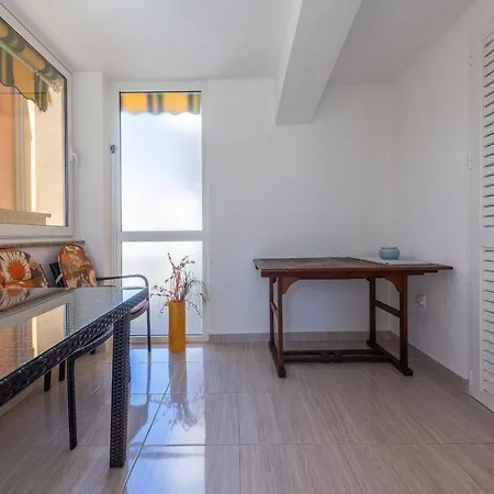 Niko Apartmán